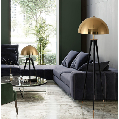 Lâmpada de mesa Nerja – Design exclusivo e luz LED quente para interiores elegantes Lâmpada de mesa Nerja – Design exclusivo e luz LED quente para interiores elegantes